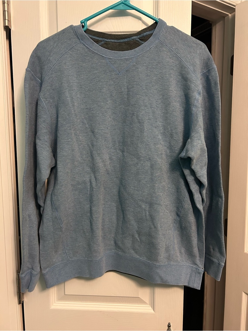 Tommy Bahama Men's Sky Blue Crewneck Sweatshirt